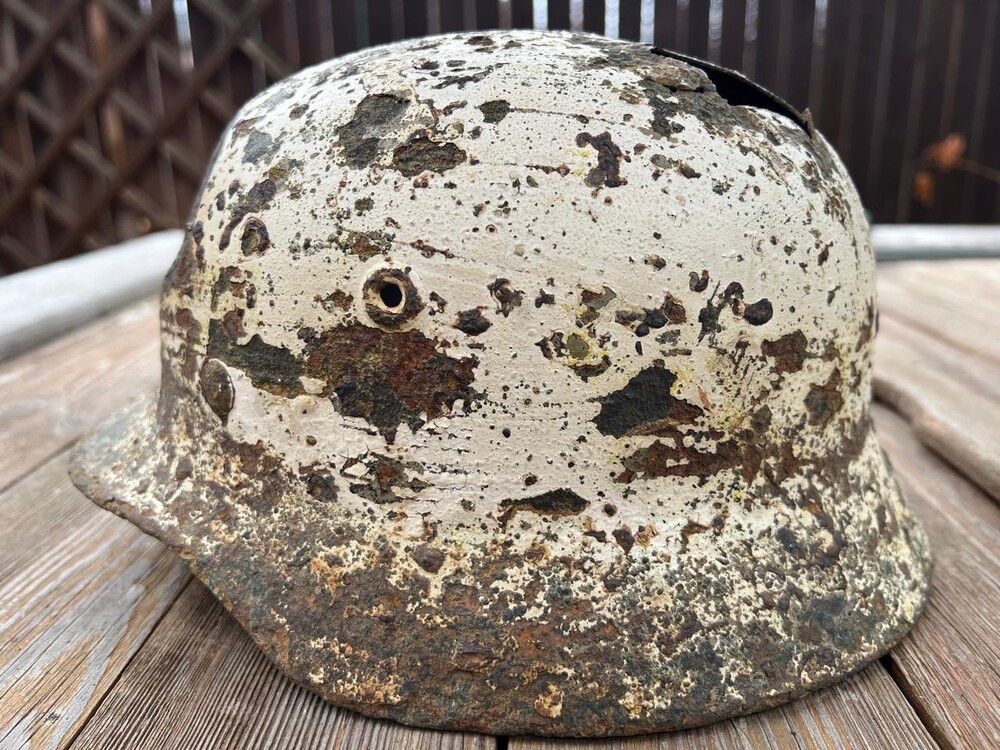 Winter camo German helmet M35 / from Novgorod
