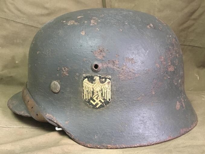 Wehrmacht helmet M35 DD / from Stalingrad