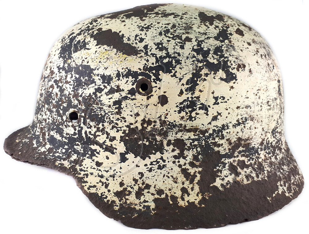 Winter camo helmet M40 / from Stalingrad