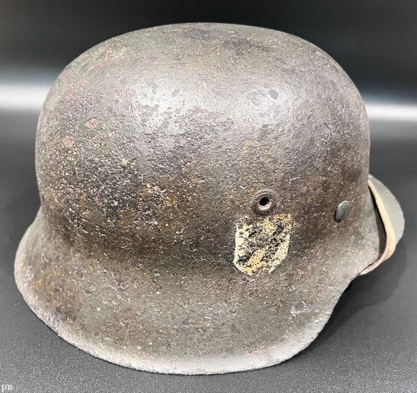 Waffen SS helmet M42