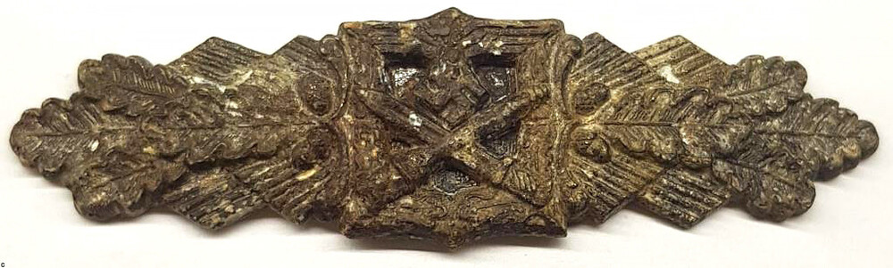 Close Combat Clasp / from Koenigsberg