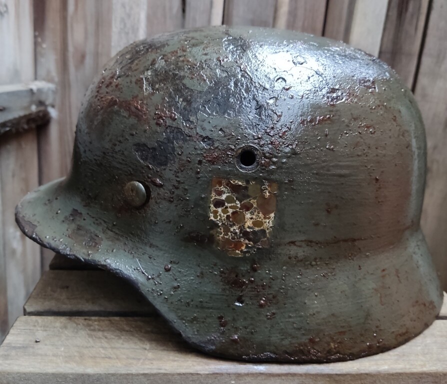 German helmet M35 DD / from Novgorod