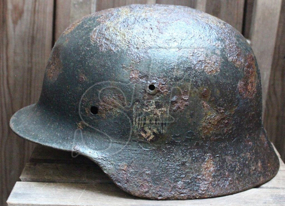 Wehrmacht helmet M35 / from Vyazma
