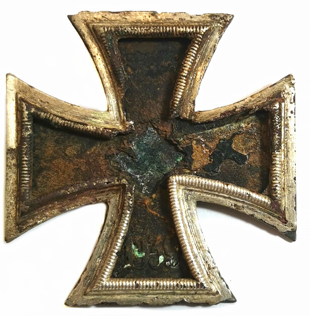 Iron Cross 1st class / from Kursk