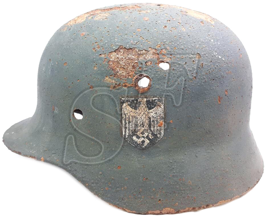 Wehrmacht helmet M35 / from Leningrad