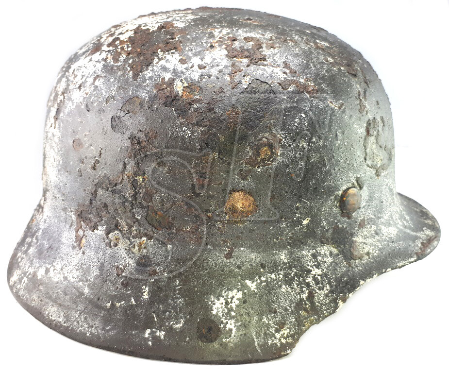 German helmet M40 / from Stalingrad