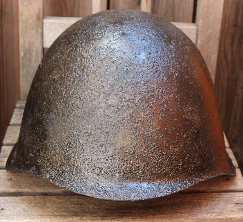 Soviet helmet SSh39 / from Stalingrad