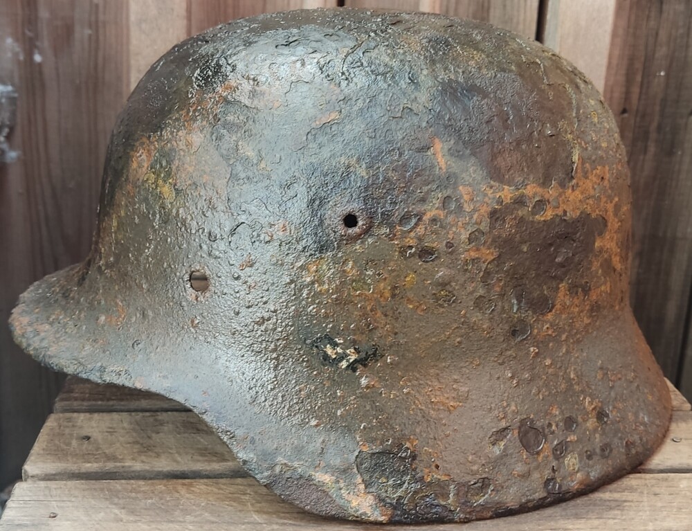 Wehrmacht helmet M35 / from Smolensk