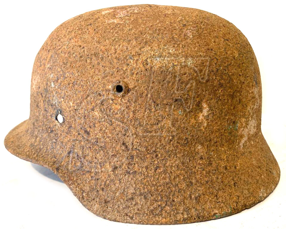 German helmet M35 / from Stalingrad