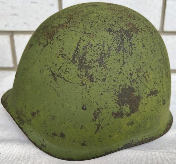 Soviet helmet SSh40 / from Karelia