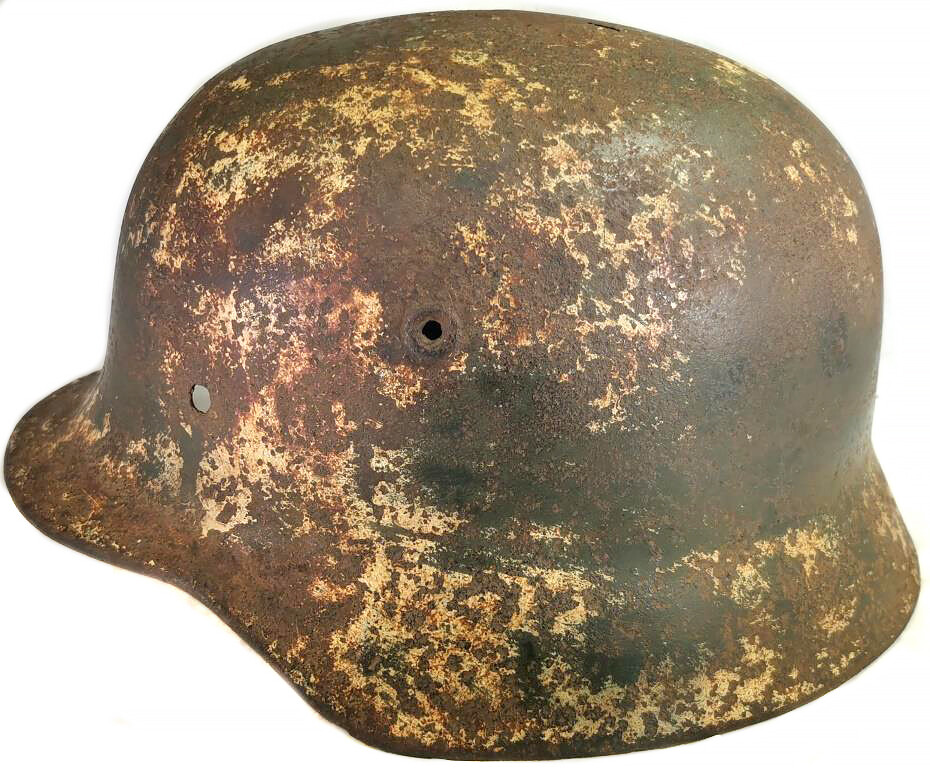 Winter camo German helmet M40 / from Belgorod