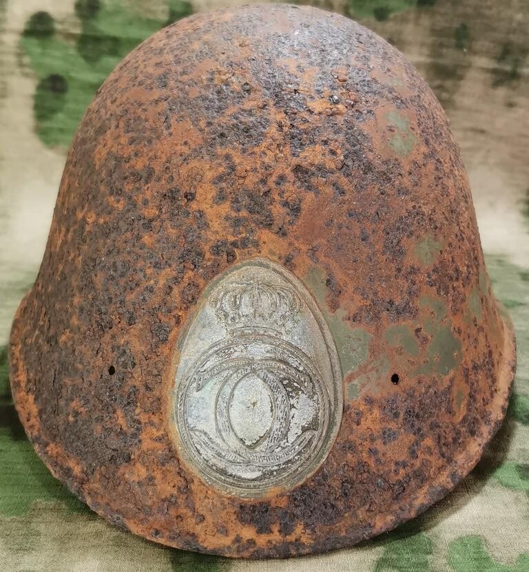 Romanian helmet / from Stalingrad