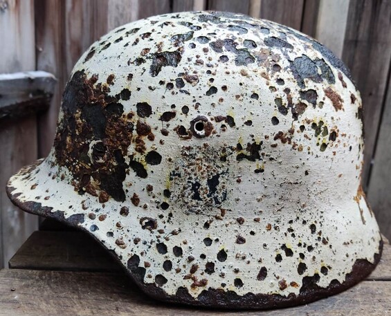 Winter camo German helmet M40 / from Novgorod