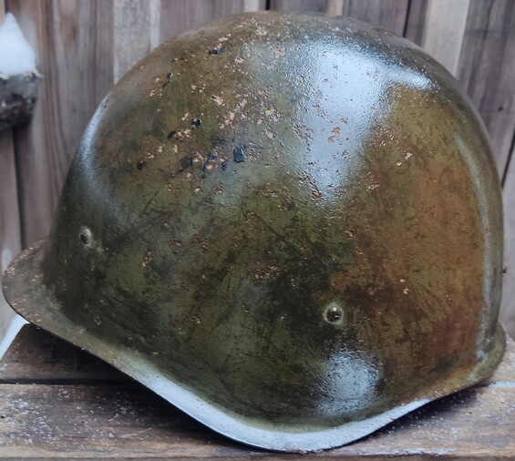 Soviet helmet SSh40 / from Karelia