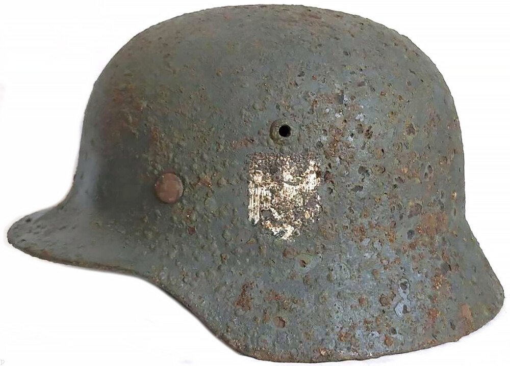Wehrmacht helmet M35 / from Smolensk