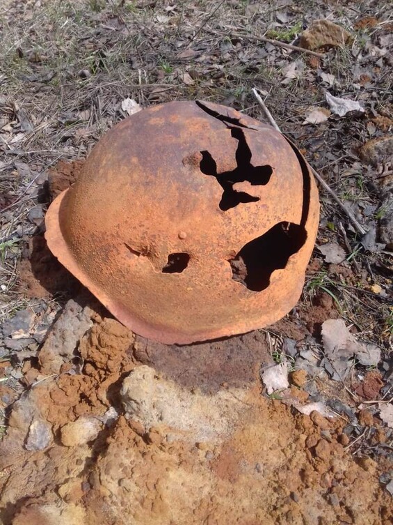 Soviet helmet SSh39 / from Stalingrad
