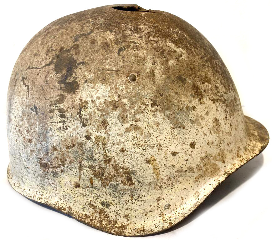 Winter camo Soviet helmet SSh39 / from Stalingrad