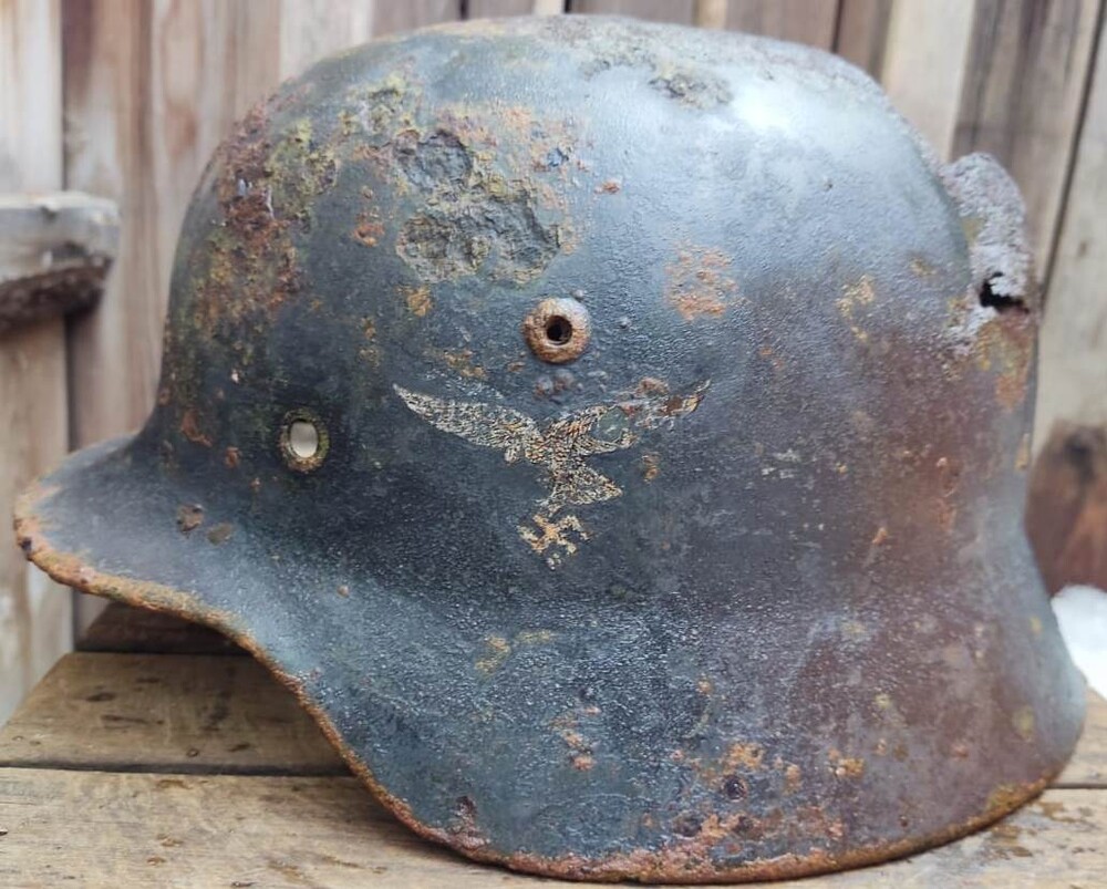 Luftwaffe helmet M35 DD / from Stalingrad