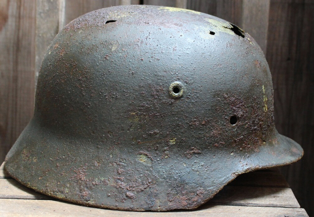 German helmet M40 / from Koenigsberg