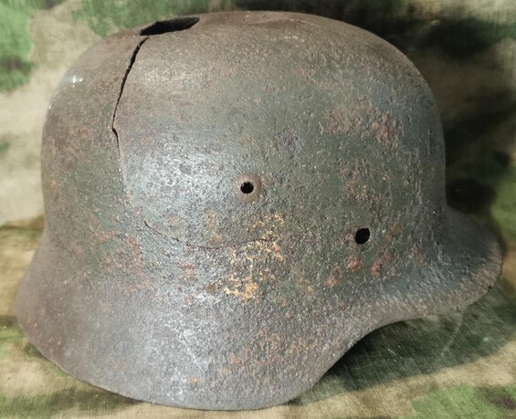 German helmet M35 DD