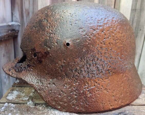 German helmet M35 / from Smolensk