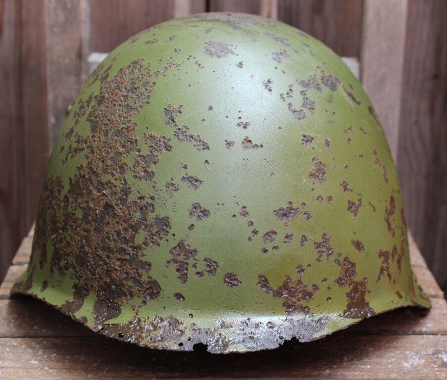 Soviet helmet SSh39 / from Karelia