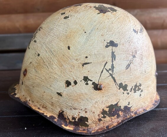Soviet helmet SSh40 / from Leningrad
