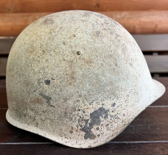 Winter camo Soviet helmet SSh39 / from Karelia