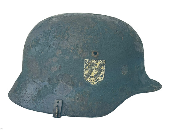 Waffen SS helmet M35 DD / from Smolensk